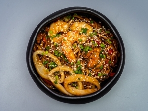 Удон с морепродуктами Удон с морепродуктами