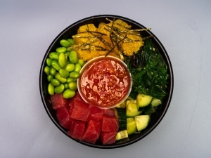 Поке с тунцом и рисом Поке с тунцом и рисом