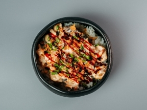 Креветки с Шиитаки на рисе Креветки с Шиитаки на рисе